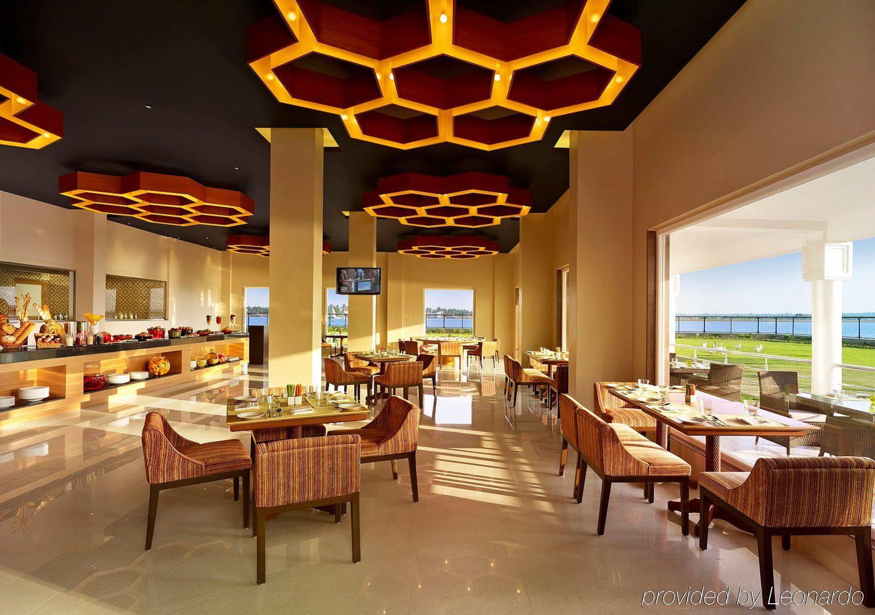Hotel Naveen Lakeside Hubli Ngoại thất bức ảnh