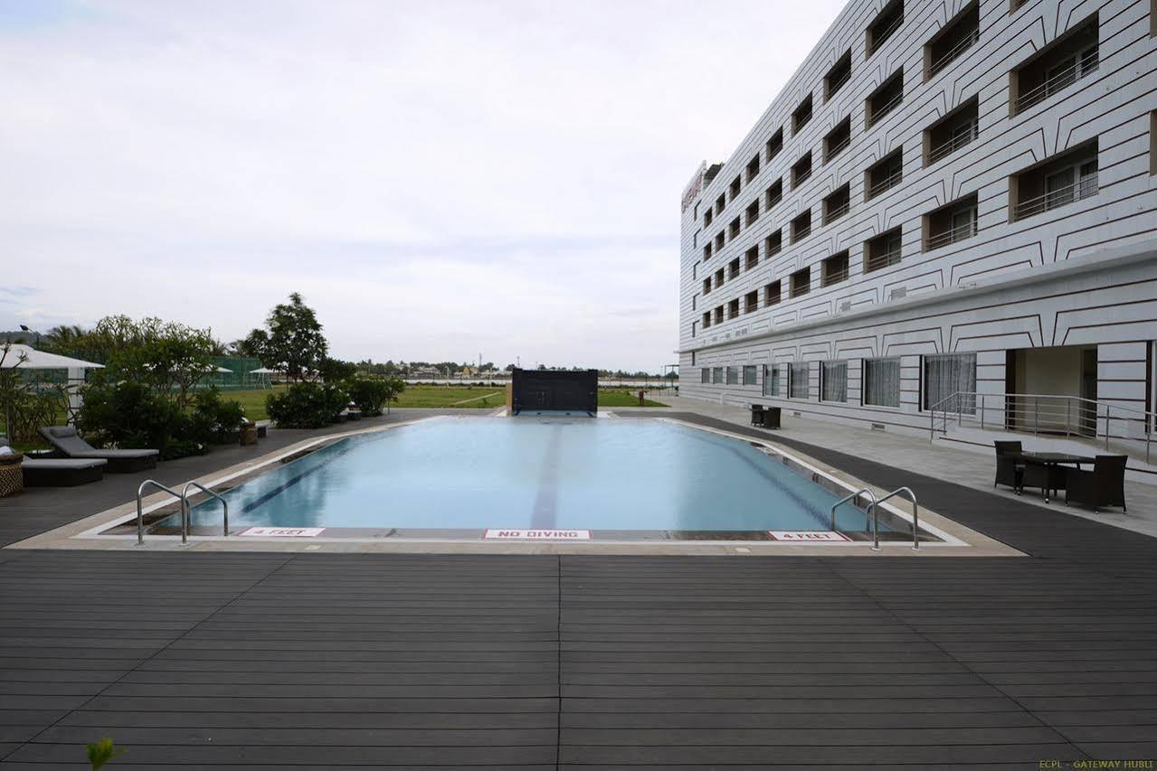 Hotel Naveen Lakeside Hubli Ngoại thất bức ảnh